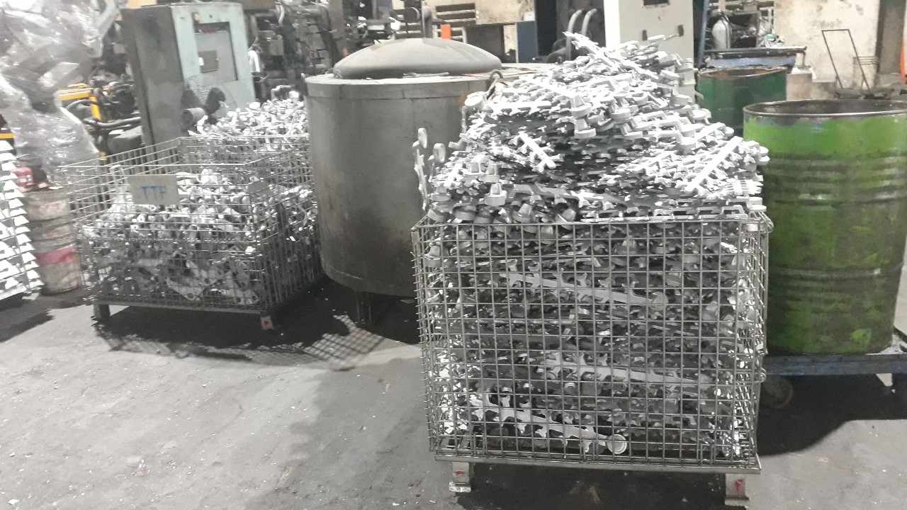 raw material box.jpg